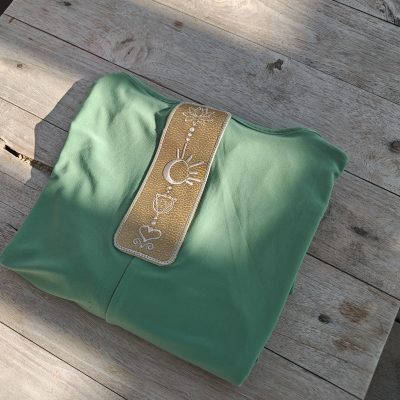 Majčka_zelena…od izvora – preko čustev in življenja – do ravnovesja in duhovnega razcveta.