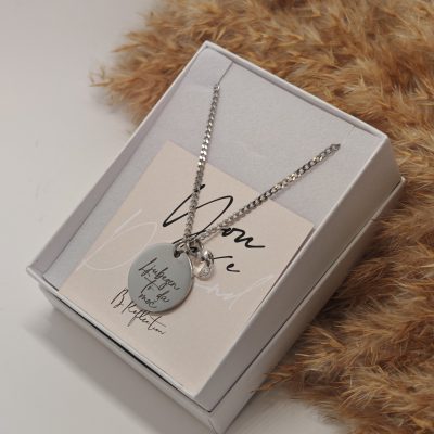 Verižica MAMI – medaljon ljubezni in moč